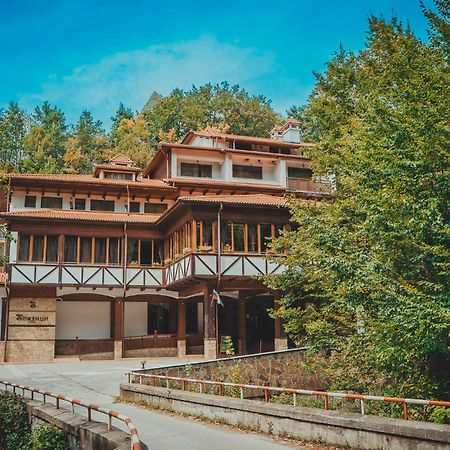 Hotel Bozhentsi Chernevtsi Exterior foto